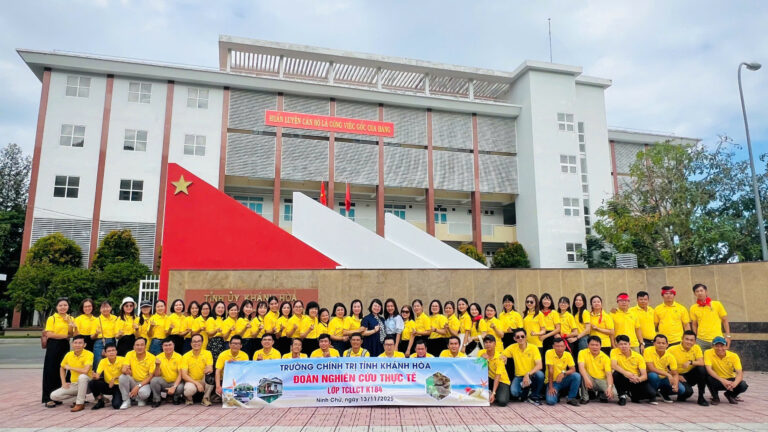 81925597be70302e696156