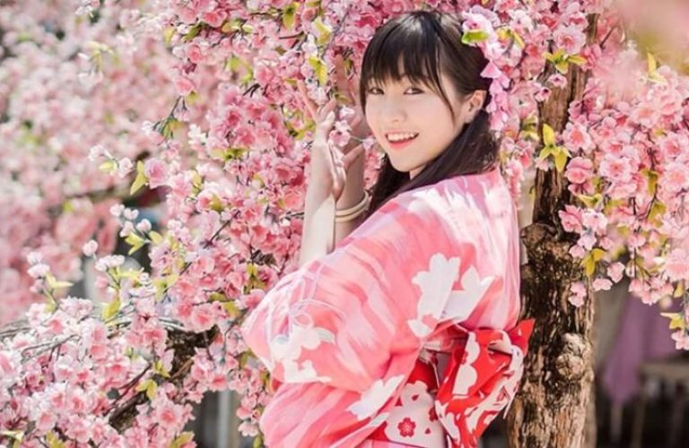 Lễ hội hoa Anh Đào